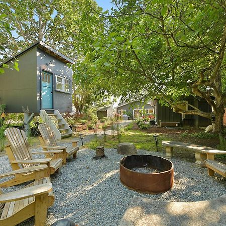 The Bayside Cottage North Saanich Exterior foto