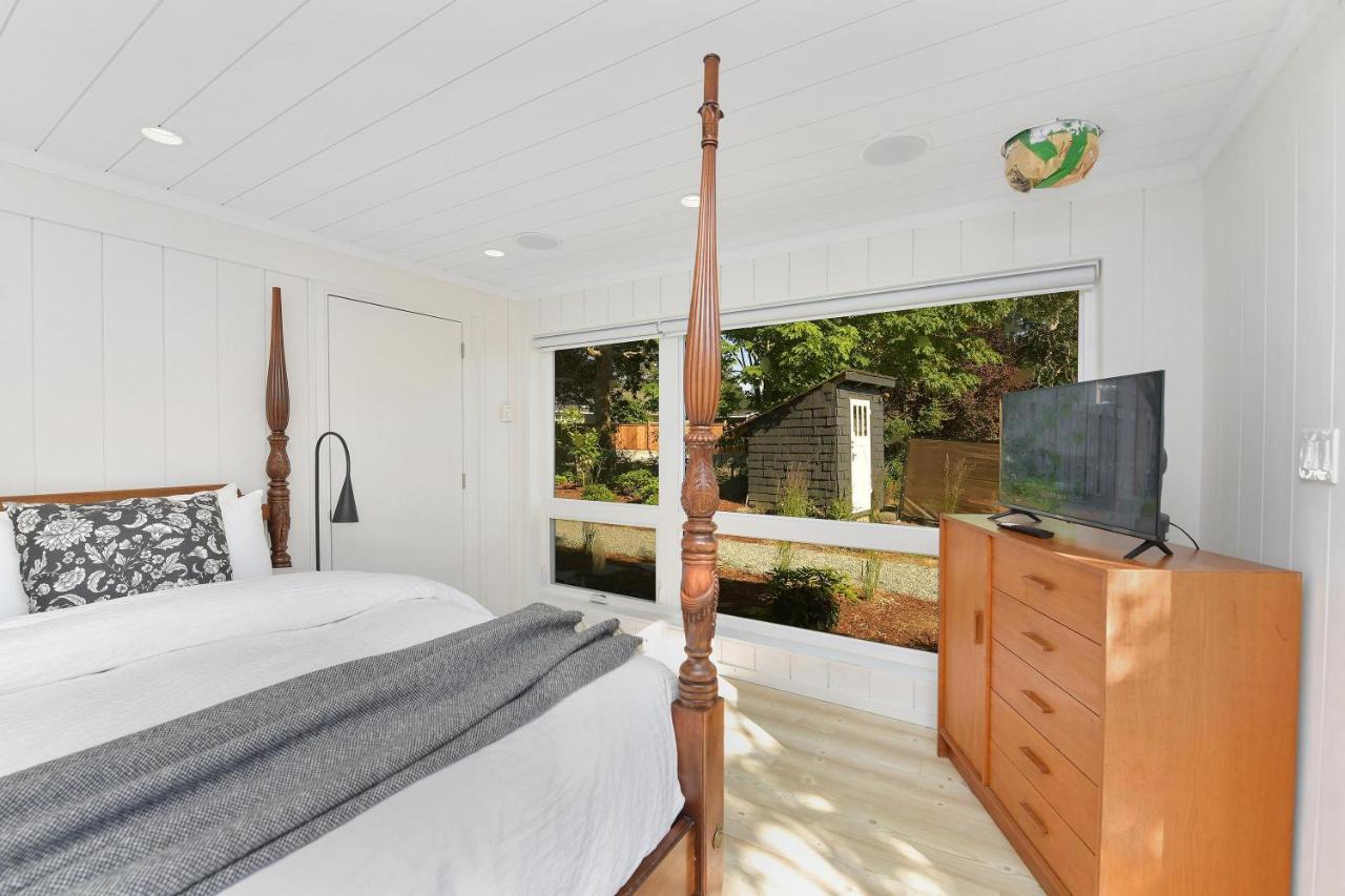 The Bayside Cottage North Saanich Exterior foto